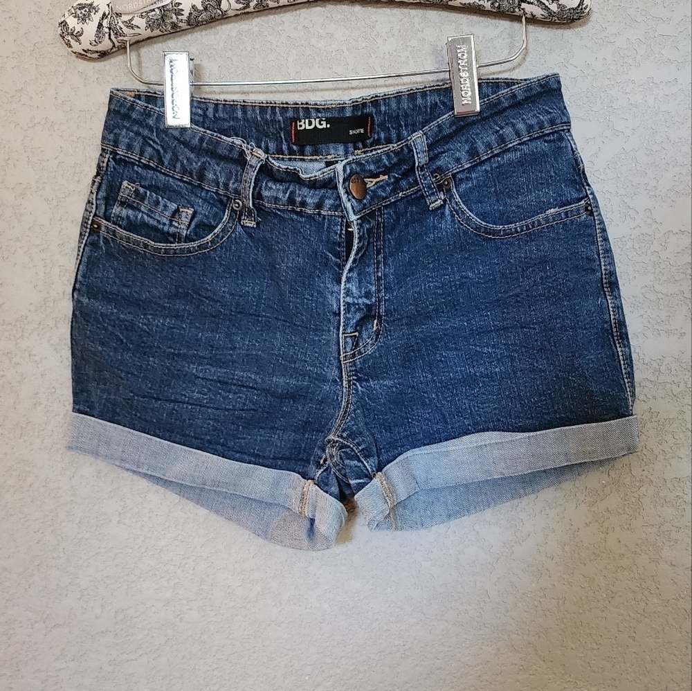 BDG shortie short
